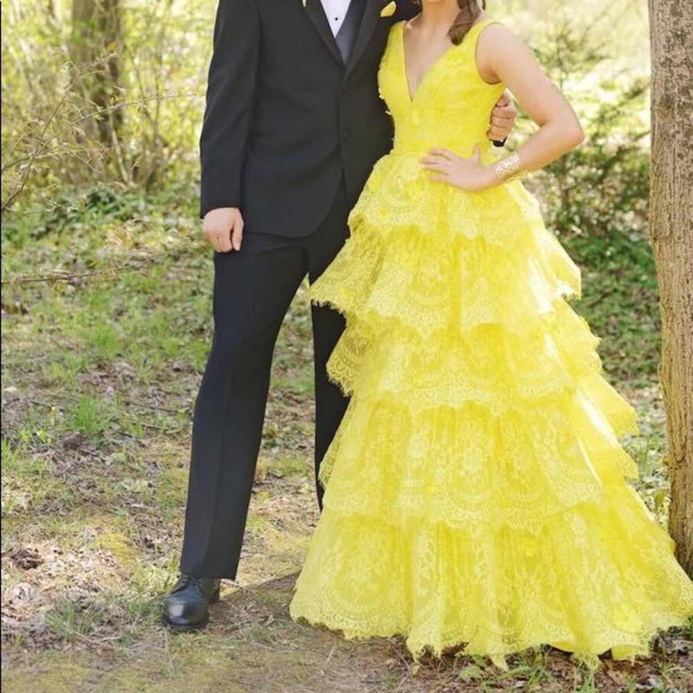 Sherri Hill Prom Dress